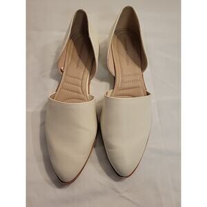 Adrienne Vittadini Flat Women Cream Slip-On Size 9 Closed Toe Loafers Flats
